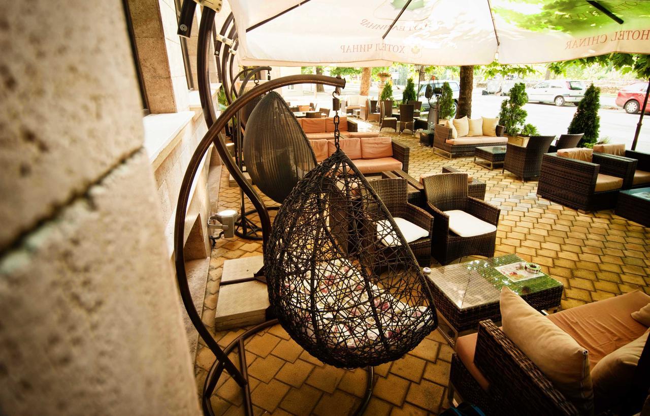 Hotel Chinar Hisarya Exterior photo